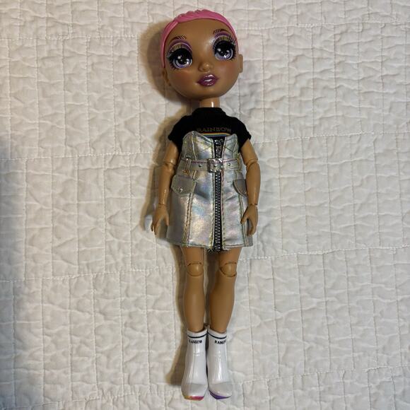 Rainbow High Avery Styles Fashion Studio Doll - Incomplete w/ Play Wear See Pics - Picture 1 of 6